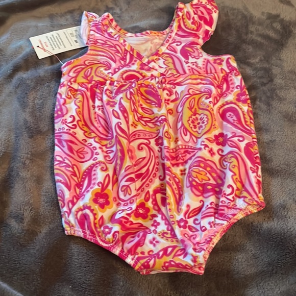 3 NB Baby Cat & Jack Infant Girl outfits.  NWT - Picture 5 of 5
